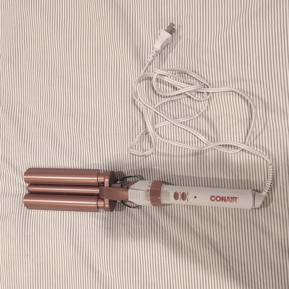 Conair Ceramic Triple Barrel Curling Iron